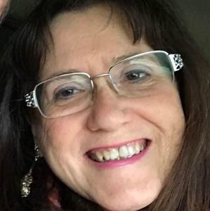 Meet your Posher, Nelli